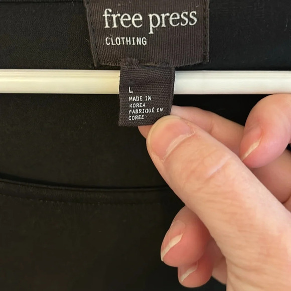 Free Press Clothing Women’s (L) Black 3/4 Ruched Sleeve Scoop Neck Blouse - Picture 5 of 6